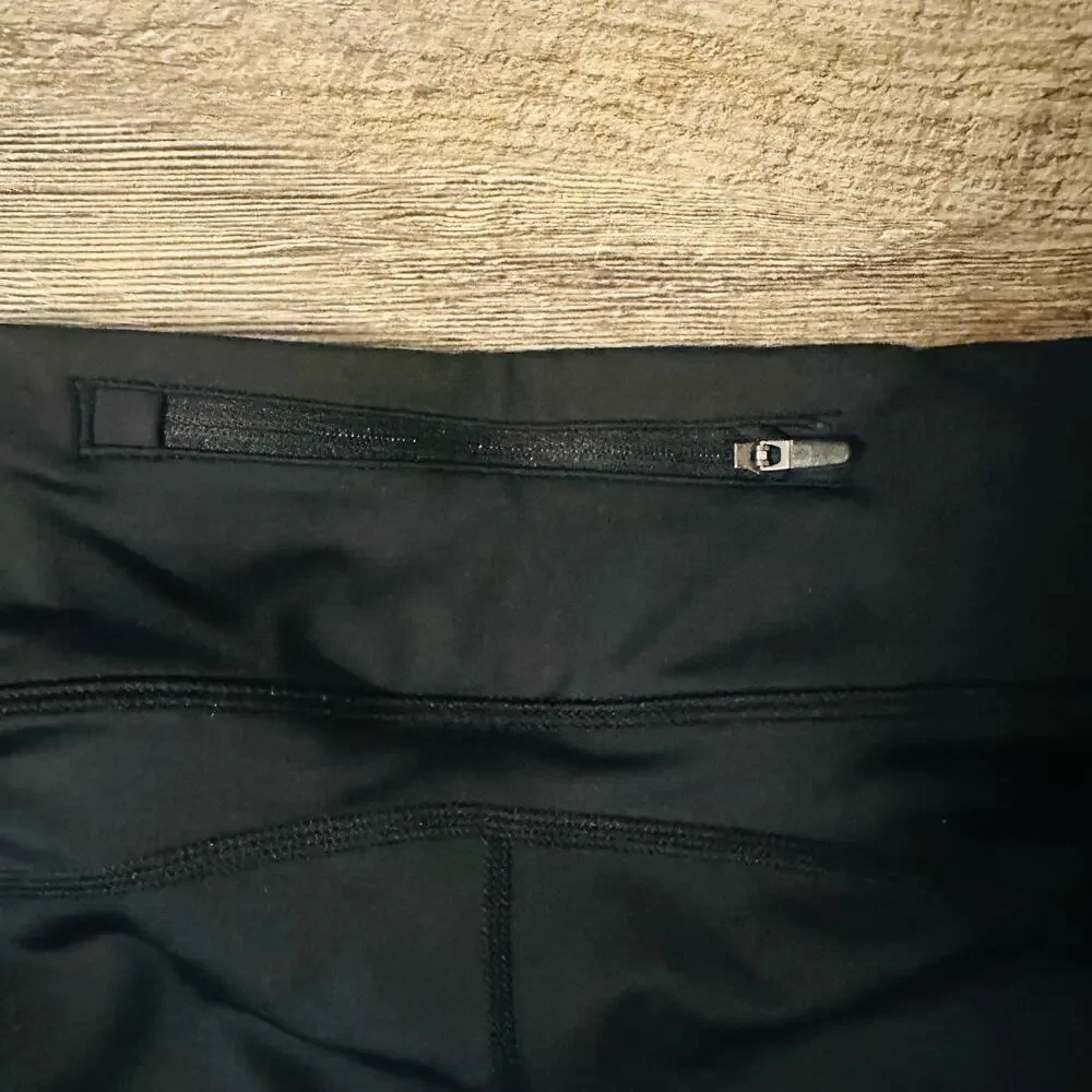 Nike Women's Black Solid Stretch Mid Rise Running Cropped Leggings Medium - Picture 3 of 5